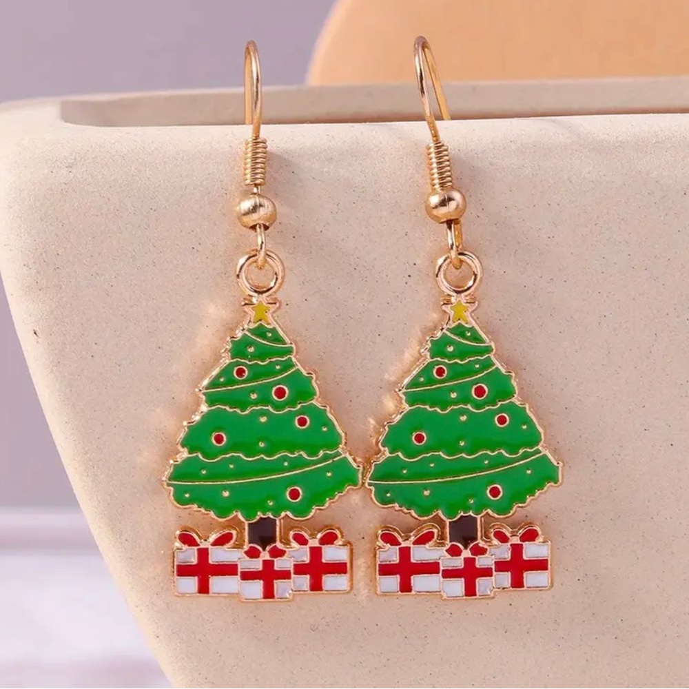 New enamel Green Christmas tree dangle earrings